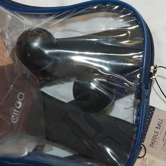 Circa paddle ball 4 racquets, 4 balls and carrying cases - Picture 4 of 8